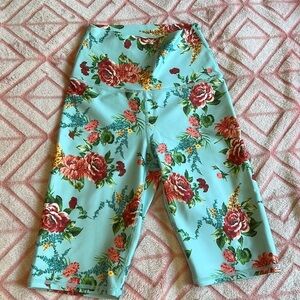 #54 Alice+Olivia long shorts